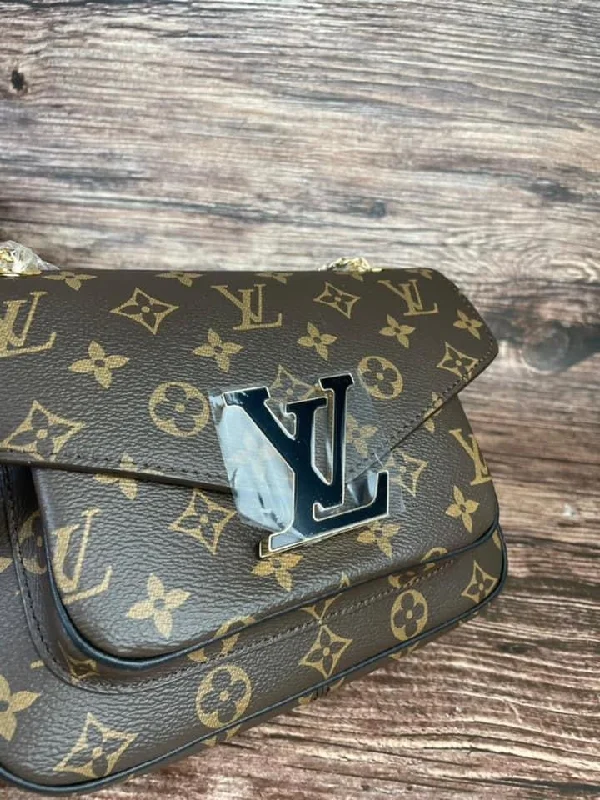 Louis Vuitton tote bags with a double - handle and shoulder - strap optionLouis Vuitton Passy Bag