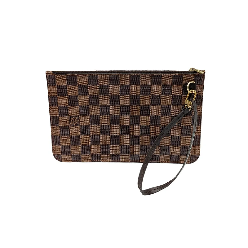 Ladies Louis Vuitton Capucines bags with a detachable shoulder strapLouis Vuitton Damier Ebene Neverfull MM GM Pochette Wristlet