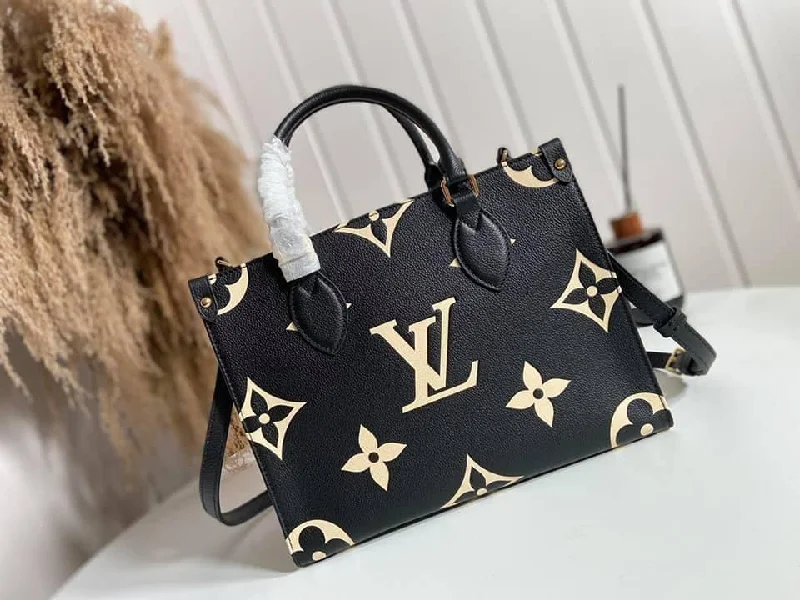 Ladies Louis Vuitton handbags with a detachable coin purse insideLouis Vuitton OnTheGo MM Tote Bag