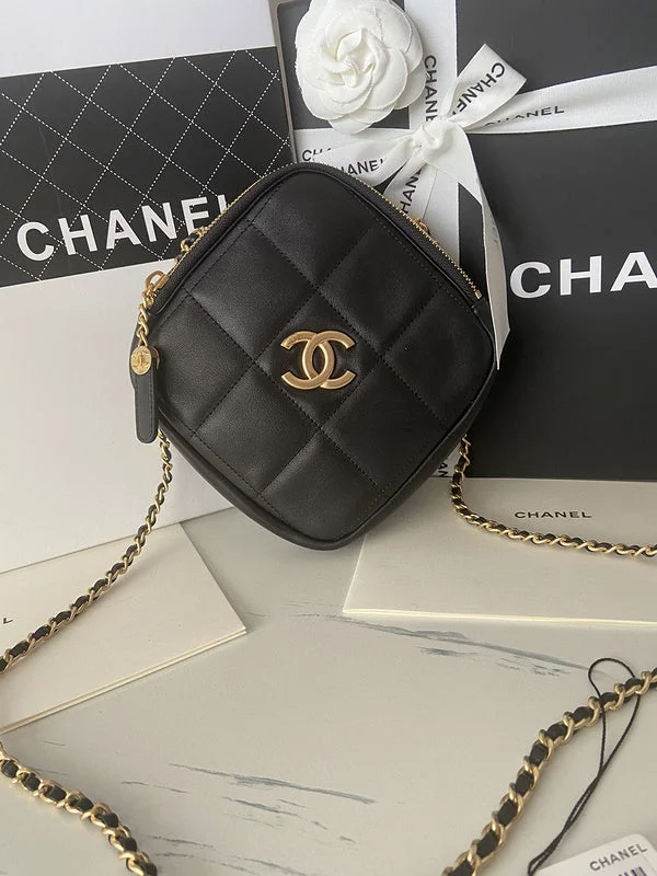 Chanel Chain Strap Handbag for Everyday UseBC - CHANEL Bags - 1417