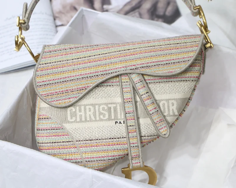 Christian Dior tote bags with a double - handle and shoulder - strap optionChristian Dior - Luxury Bags  805