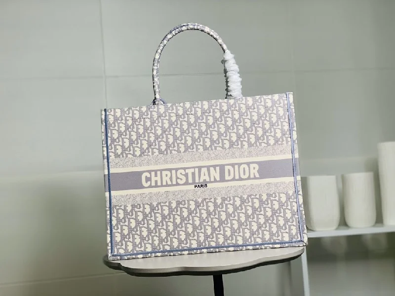 Christian Dior backpacks with a sleek, minimalist silhouetteGlitzyBags - Designer bags by Dior 129