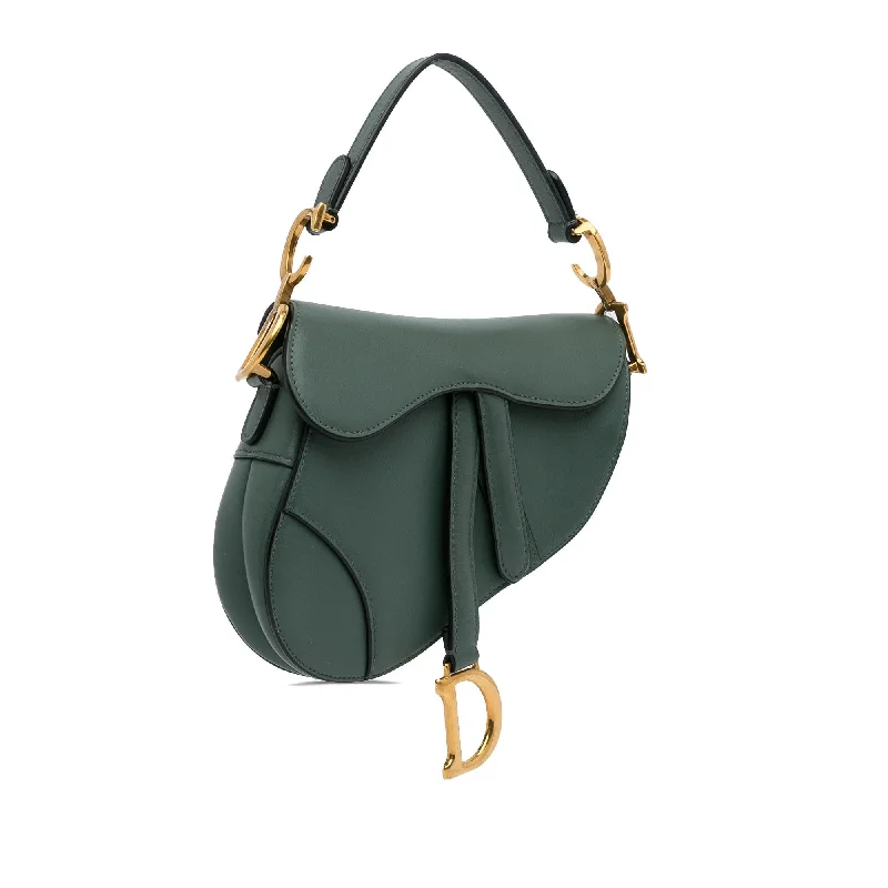 Stylish Christian Dior shoulder bags with a tassel - adorned zipperDior Leather Saddle Bag (NOA7k1)