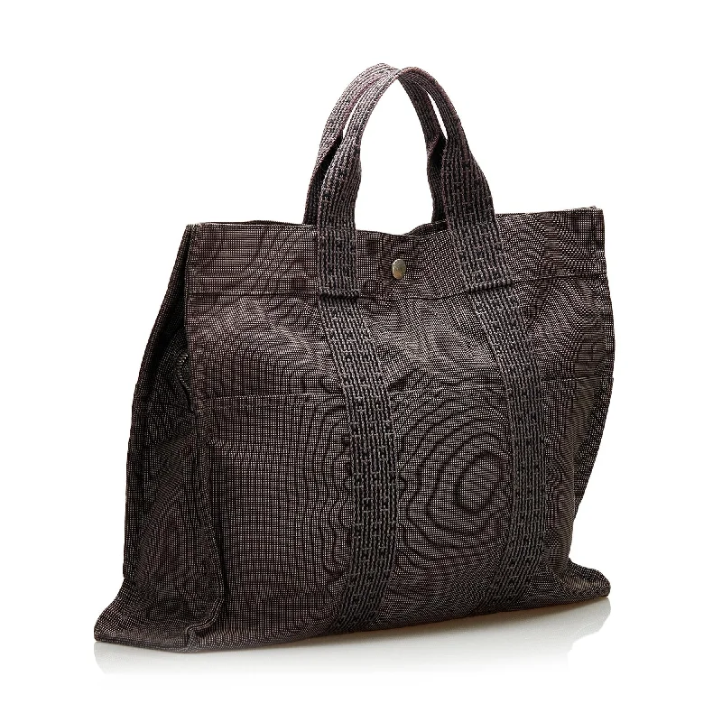 Easy - to - Clean Hermes Bags for Busy LifestylesHermes Herline MM (SHG-35452)