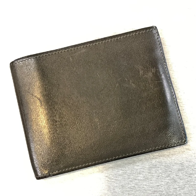 Hermes Bags with Reflective Elements for Safety at NightHermes Mens Bifold Wallet