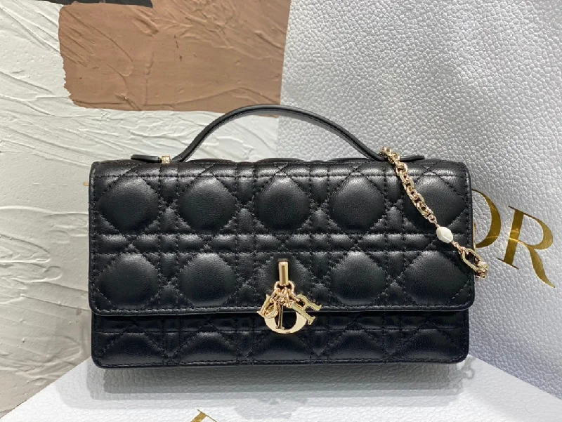 Christian Dior bags with a detachable coin purse insideWF - Dior Bag - 239