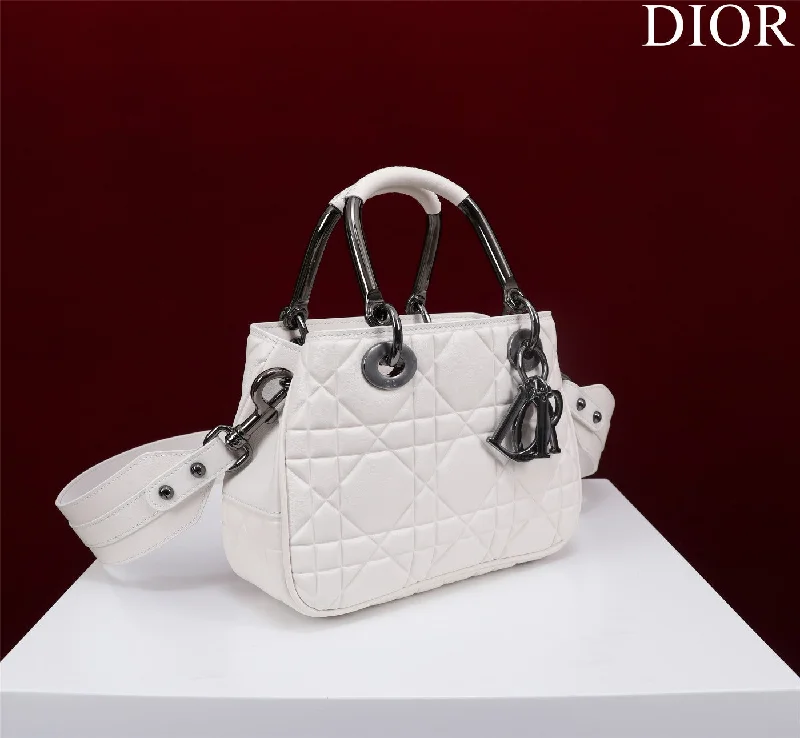 Christian Dior crossbody bags with a front - flap pocket for easy accessWF - Dior Bag - 243