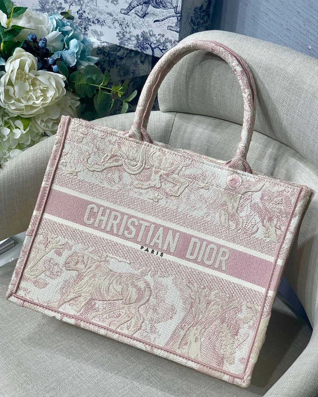 Christian Dior bags with a quilted pattern and gold - toned hardwareDior Bags - The Arid Bag Shop new Luxury bag - 098