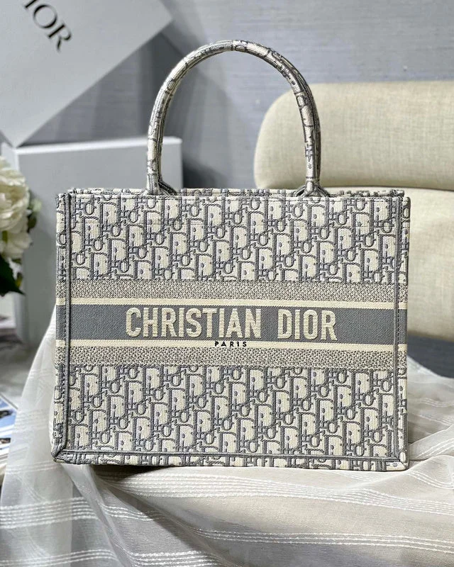 Christian Dior tote bags with a printed Dior logo on the frontWF - Dior Bags - 184